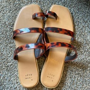 A New Day Brown and Black Tortoise Print Sandals